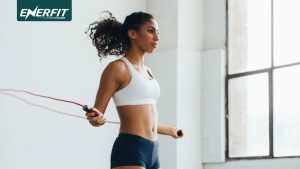 Tập luyện với dây nhảy giúp săn chắc vùng bụng, đùi