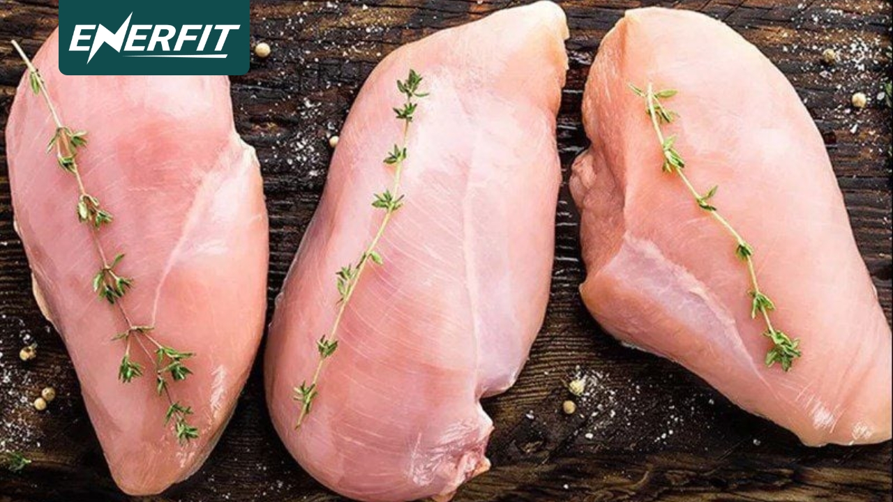 Nướng ức gà bằng nồi chiên không dầu