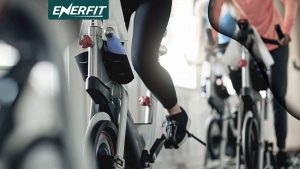 Kết hợp tập máy với các bài tập tăng cơ